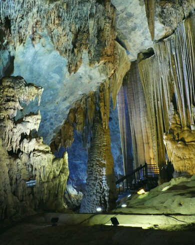 Phong-Nha-cave-asia-encounter.jpg