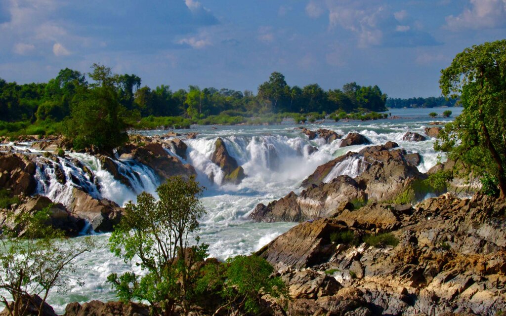 Khone Phapheng Waterfall Si Phan Don laos