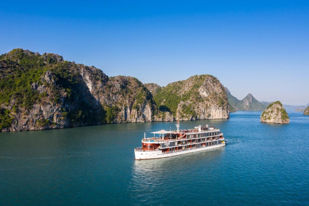 overnight cruise halong bay