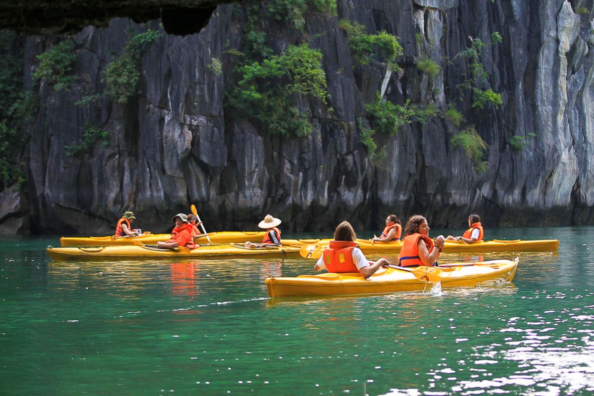 best time to visit halong bay kayaking halong bay