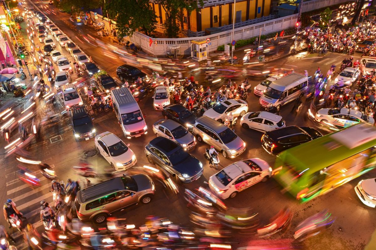 is vietnam safe to travel vietnam traffic jam